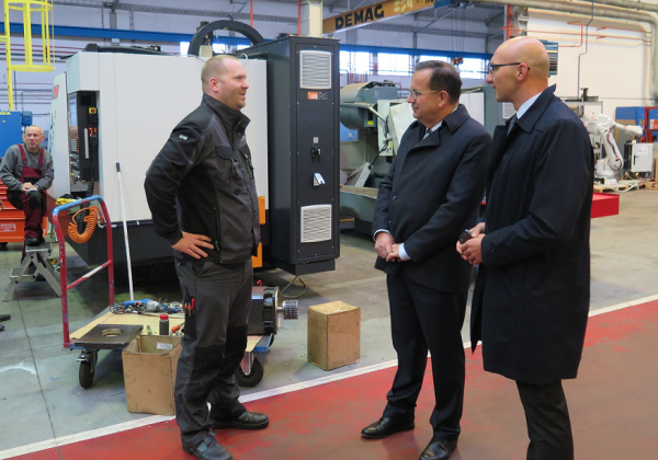 Po vstupu strategického investora INDUSTRY INNOVATION do Kovosvitu továrnu navštívil i ministr průmyslu Jan Mládek. 