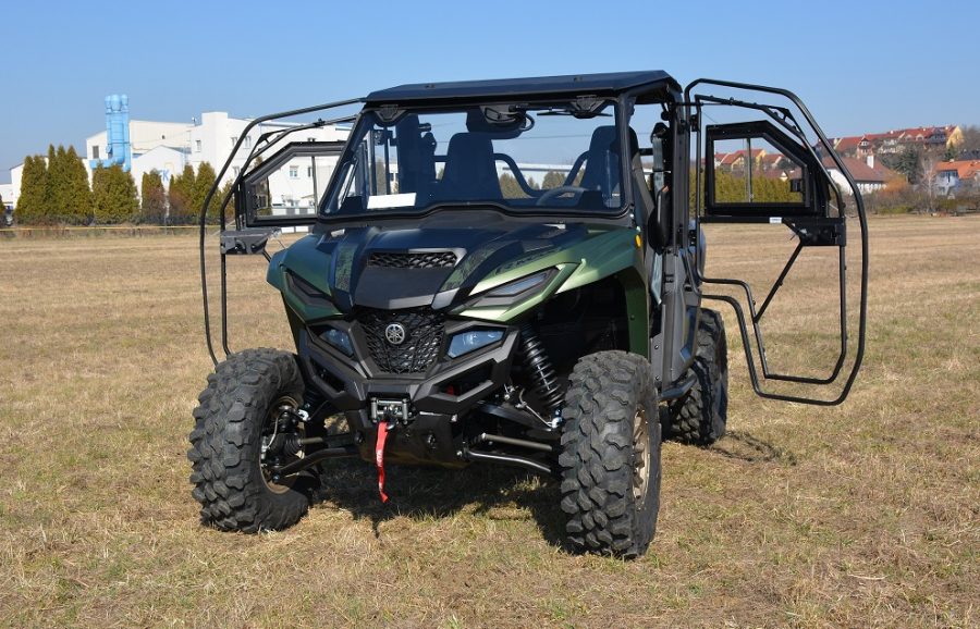 DFK Cab: kabina pro čtyřkolku Yamaha Wolverine.